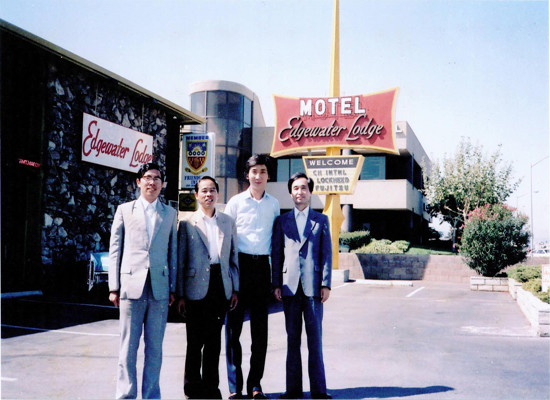 80年代总经理和台湾联华集团前副董事长Peter 张在硅谷工作
